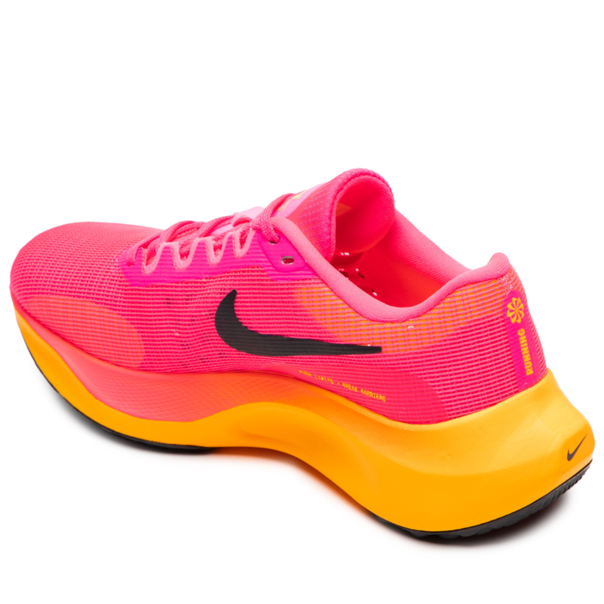 Pink nike hot sale zoom fly