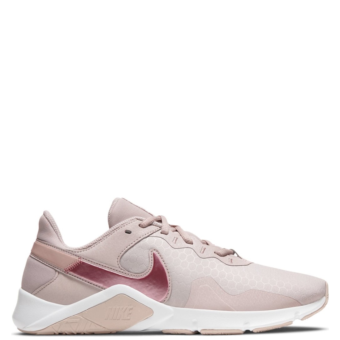 Tênis nike legend react feminino sales é bom